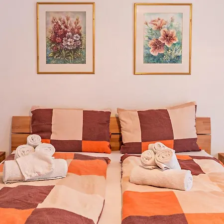 Mathilde Unten * Engen